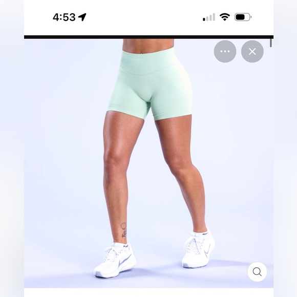 Dfyne Impact Shorts and sports bra New Palm Sz M - Picture 2 of 5